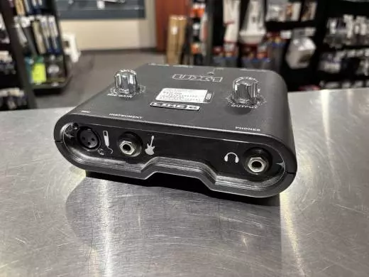 Line 6 - UX1 Interface